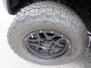 Illustration for article titled Identify these wheels!